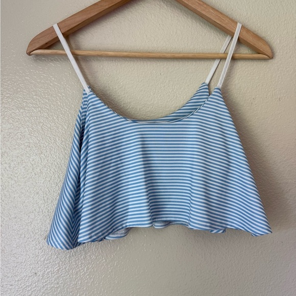 Zara Blue and White Flowy Crop Tank 2 for $22 ❇️ - Picture 3 of 5